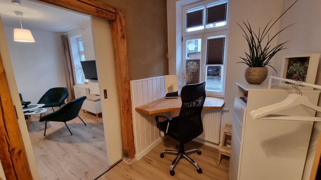 Ferienwohnung unten Links Schlafzimmer