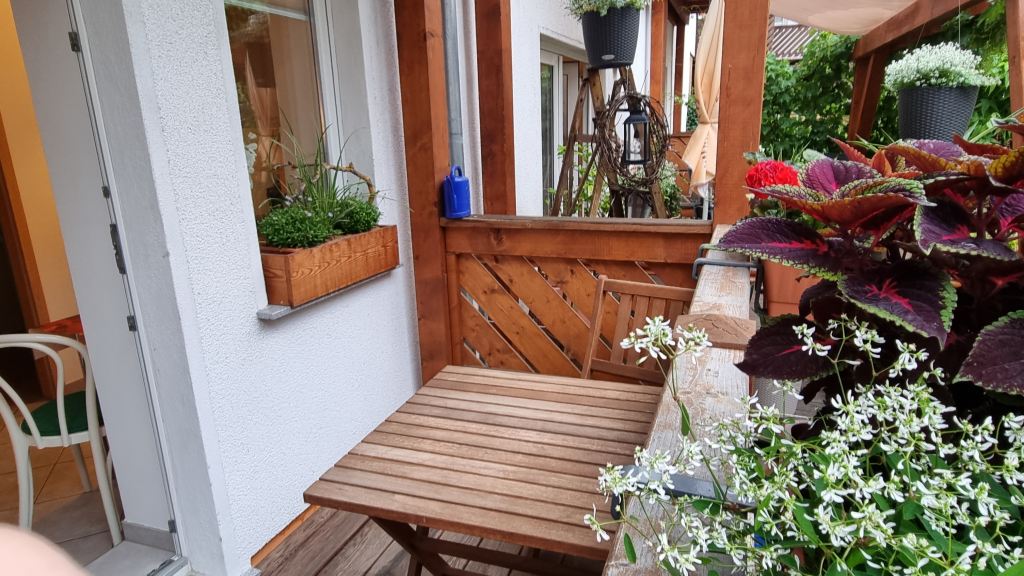 Ferienwohnung unten Rechts Balkon